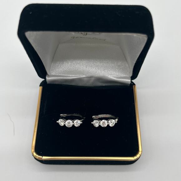 Moissanite Silver Hoop Earrings, 3 Studs 1.8ct NWT, REPORT INCLUDED - Picture 11 of 13